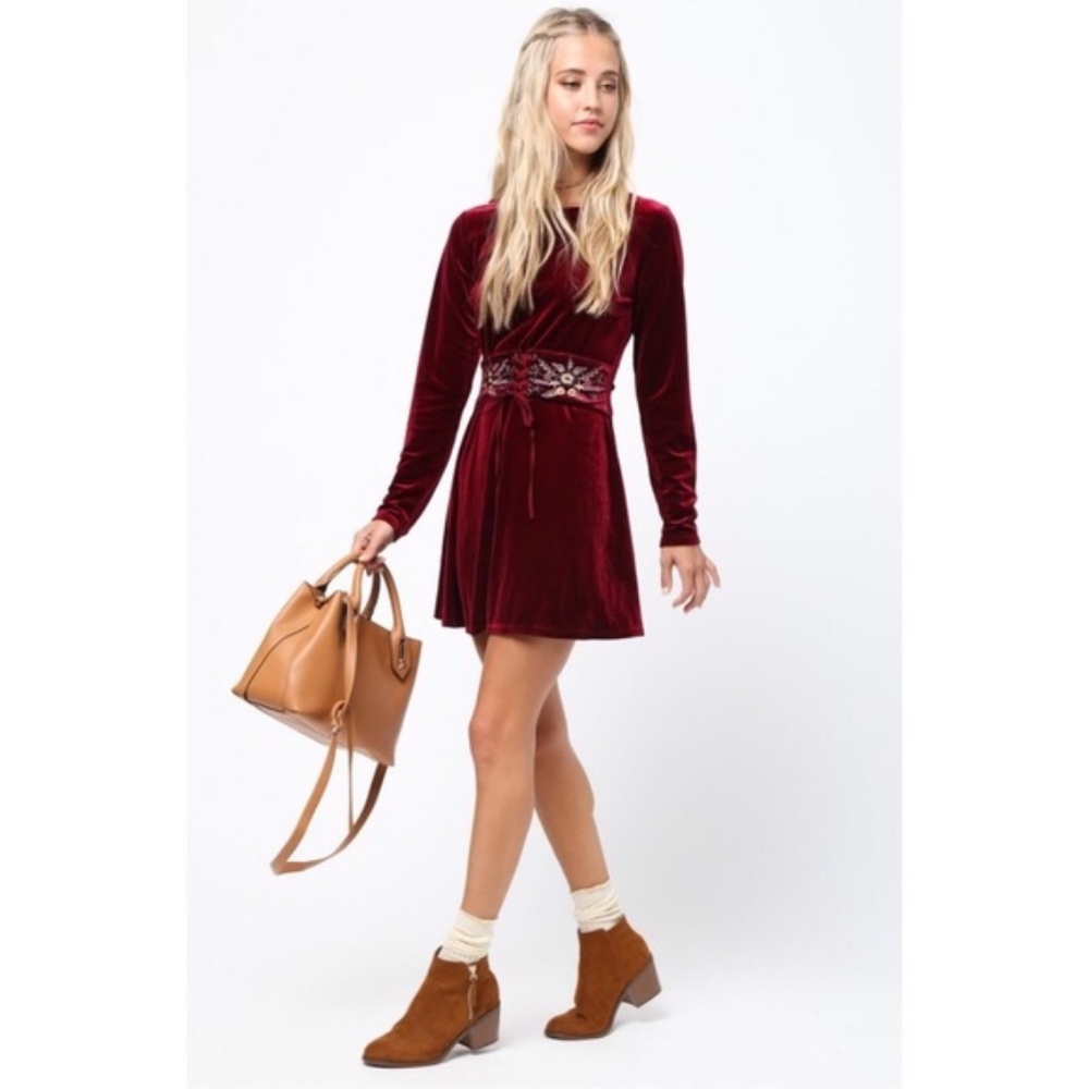 LOVE RICHE Boho Tie-Waist Velvet Dress - Picture 2 of 3